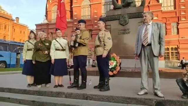 красная площадь патриотические песни смотреть онлайн