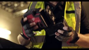 Уровень Milwaukee 3522-21.mp4