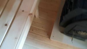 Баня-квадро 4 метра с 2 лавками рундуками и откидным столом