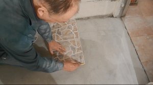 Откуда начинать УКЛАДКУ ПЛИТКИ на ПОЛУ