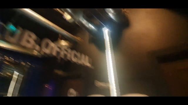 VLOG// ЖИЗНЬ В НОЧНОМ КЛУБЕ/РАБОТА ПРОМОУТЕРОМ В КЛУБЕ/СЪЁМКИ БУМАЖНЫЙ ДОМ/НОЧНОЙ КЛУБ ИЗИ