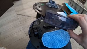 Обзор робота пылесоса BR151