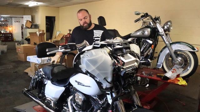 New Project | 2016 Street Glide Big Wheel Bagger Build | Budget Rebuilds смотреть онлайн