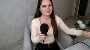 девушка красиво поет на стриме/girl sings beautiful on stream trovo twitch