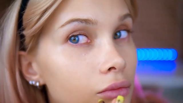 #азиатская косметика,огромные глаза, тонкий нос и пухлые губы. смотреть онлайн