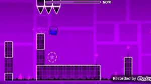 Прохожу геометри Дэш ?????