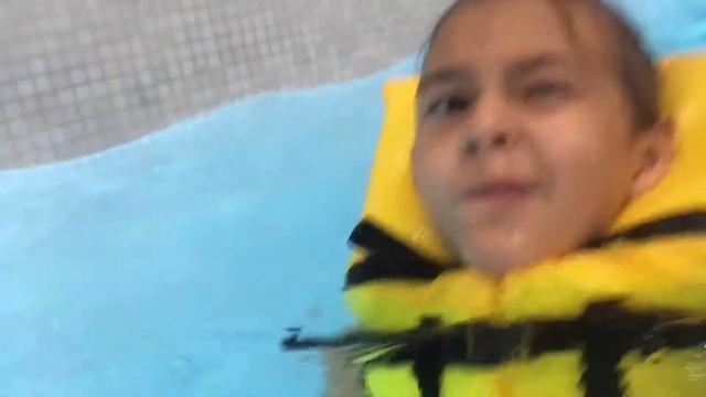 НОВОСИБИРСК|АКВАПАРК|КАК Я ПЛАВАЮ смотреть онлайн