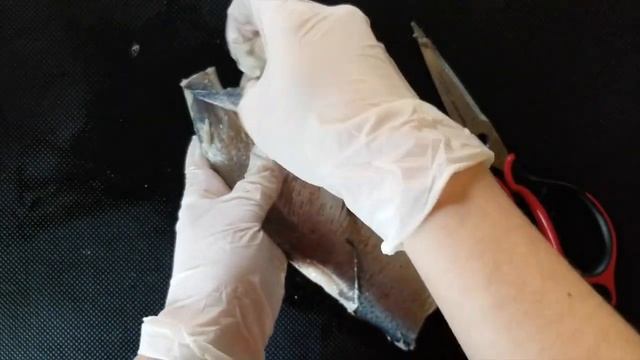 Как разделать селедку