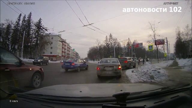 Авторский вопрос по пдд.УФа. перкресток 50 лет Октября и пархоменко. смотреть онлайн