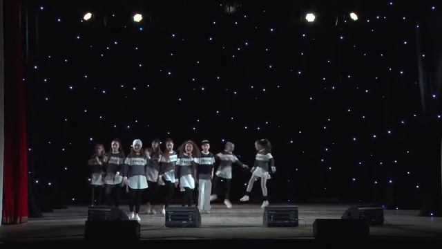 Творческое объединение Маленькая страна - Триумф- шоу-группа Колибри