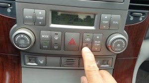 Kia Grand Carnival 2006 Kia Carnival 11កៅអី (ម៉ាស៊ូត) #លក់តម្លៃ: 13200$ (ក្រដាស់ពន្ធ) 017 42 0000