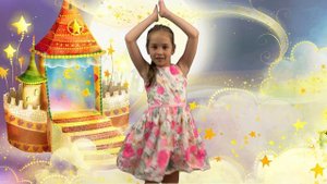 Принцесса Арина собирается на бал искать принца / видео для детей