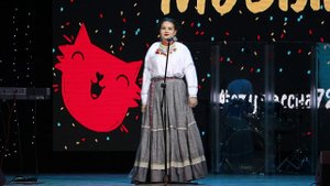 Русская народная песня "Ой, маменька, ты не старенька, ты молоденькая у меня!"