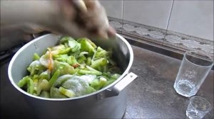 Салат из зеленых помидор простой и вкусный