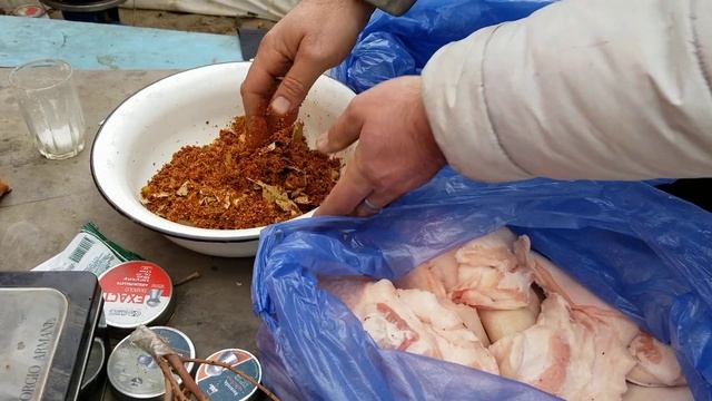 ТЕПЕРЬ Я СОЛЮ САЛО ТОЛЬКО ТАК! ПО ГРУЗИНСКИ.ВСЕ В ВОСТОРГЕ))) смотреть онлайн