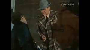 она его ножницами в "ошибка Тони Вендиса"