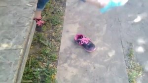 Кроссовки на 2 размера больше