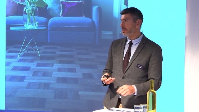 Florian Bougault, designer och art director på Tarkett pratar trender. смотреть онлайн