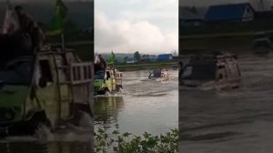 Брод через реку Мрассу в посёлке Усть-Кабырза