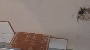 Как положить плитку на кухонный фартук за 30 минут