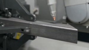 Волоконный лазерный труборез с наклонной головой LPC-A16_3000 Raycus 5-Axis