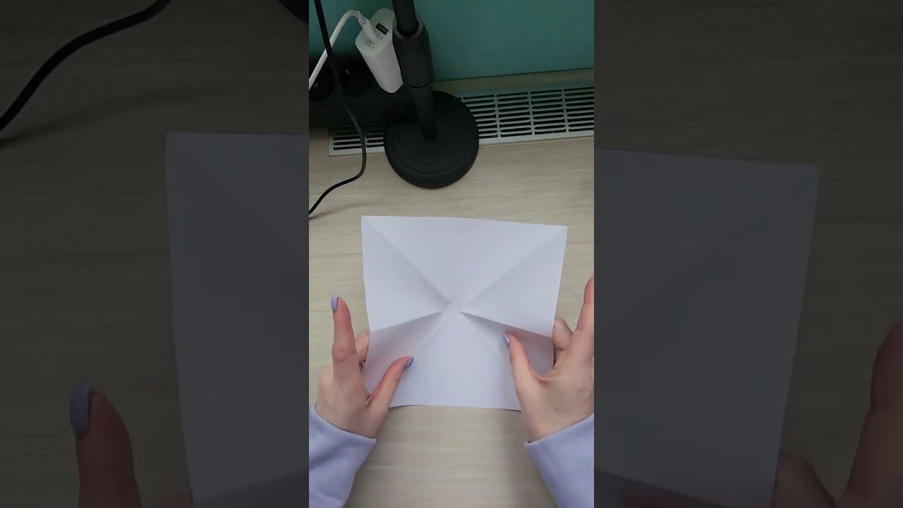 Оригами тюльпан на 8 марта! Поздравляю с праздником! Оригами цветок из бумаги