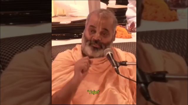 Attaining Supreme Lord by Srila B K Damodar Maharaj ji 🙏🙏 смотреть онлайн