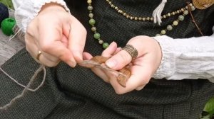 Плетение шнура на вилке