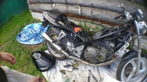Suzuki bandit 250. ПОПЫТКИ РЕАНИМИРОВАТЬ СТАРИКА. БАНДИТ ЗА 32 ТЫСЯЧИ РУБЛЕЙ,  ЧТО ЭТО ТАКОЕ?!