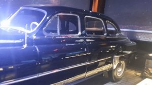 Чёрная бронированная волга самая дорогая машина в России на прошлых годов коллекционерный автомобиль