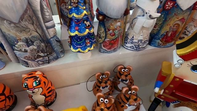 Новогодняя атмосфера?новогодние подарки??тц Метрополис?