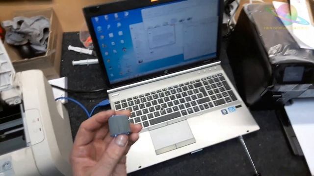 HP LASERJET 1018 ?️ Nie pobiera papieru смотреть онлайн