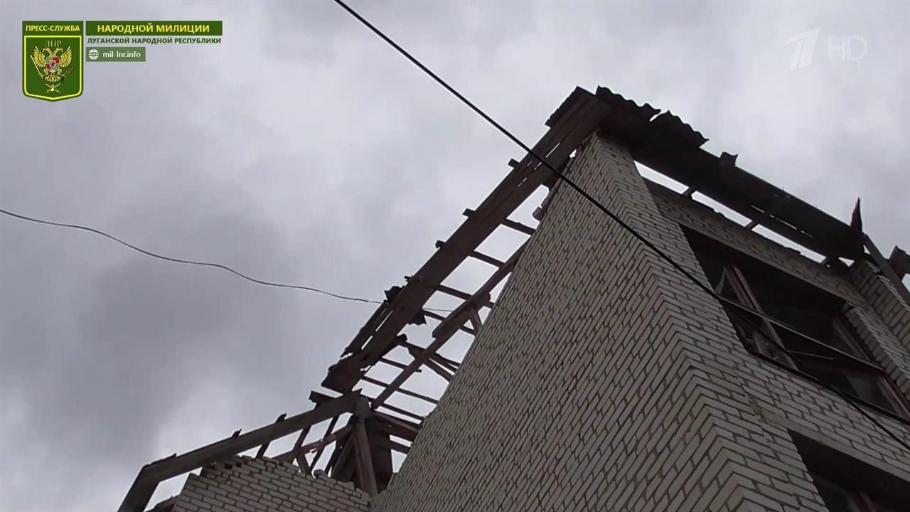 Пять человек пострадали в результате взрыва у здания местной телерадиокомпании в Мелитополе