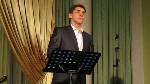 Александр Пахмутов На крылечке