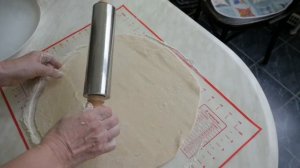 Пицца на силиконовом коврике. Готовим дома.