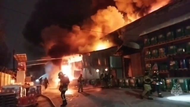 В Ижевске произошел масштабный пожар в ТРЦ