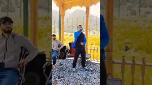 Хусейни Бобочон суруд бо овози зинда