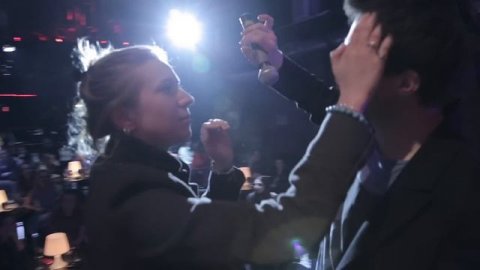 Статус: Свободен, backstage