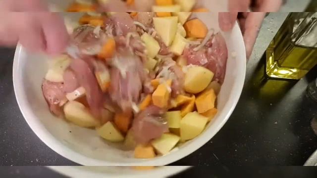 Жаркое из курицы в рукаве "По-домашнему" смотреть онлайн