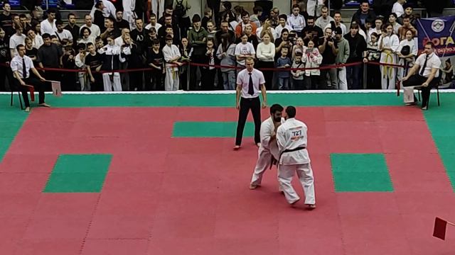 Чемпионат киокусинкай Краснодар каратэ Зрелищные поединки слезы поражения и радость победы 1