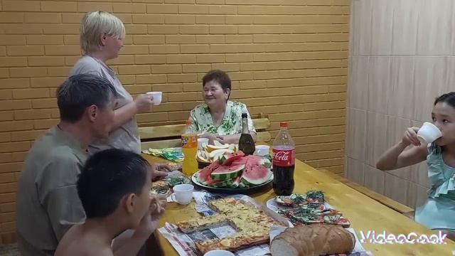 Мы едем в сауну смотреть онлайн