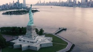 Статуя Свободы - символ Нью Йорка и США.