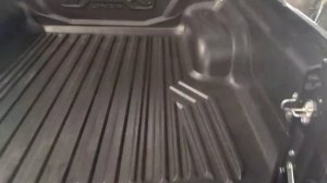 Вкладыш в кузов MaxLiner для Toyota Hilux