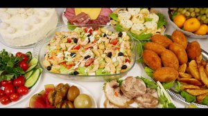 Мой любимый салат с креветками и наш Новогодний стол. Цыганка готовит.