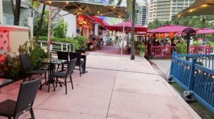 Miami Beach Ocean Drive 4k ? Nightlife in Miami Florida Walking tour