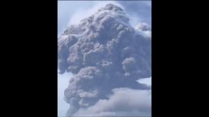 EXPLOSIVE Volcanic Eruption In St. Vincent (My COUNTRY) la soufriere volcano