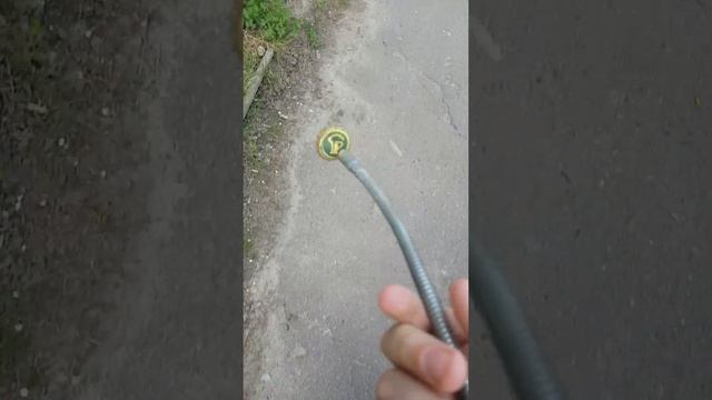 Ищу крышки на улице! Первое нестандартное видео?