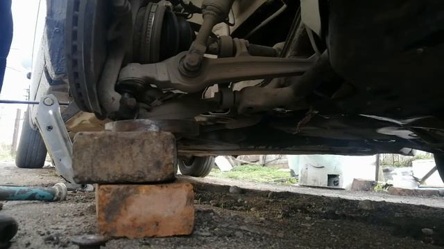 Пассат б5+, большой или маленький? И как я обрезал проставки. смотреть онлайн