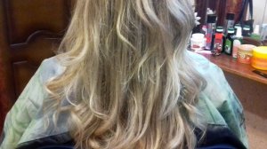 Как покраситься из брюнетки в блондинку .