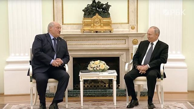 Путин и Лукашенко пошутили про свои зарплаты